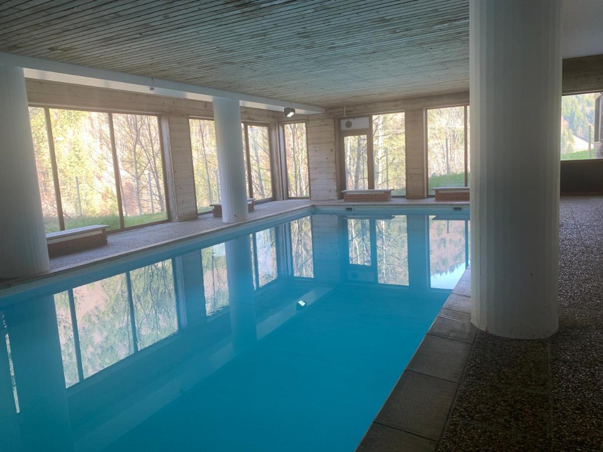 Appartement Avec Acces Piscine- Station- 4 Personnes Saint-Jean-dʼAulps Exterior foto